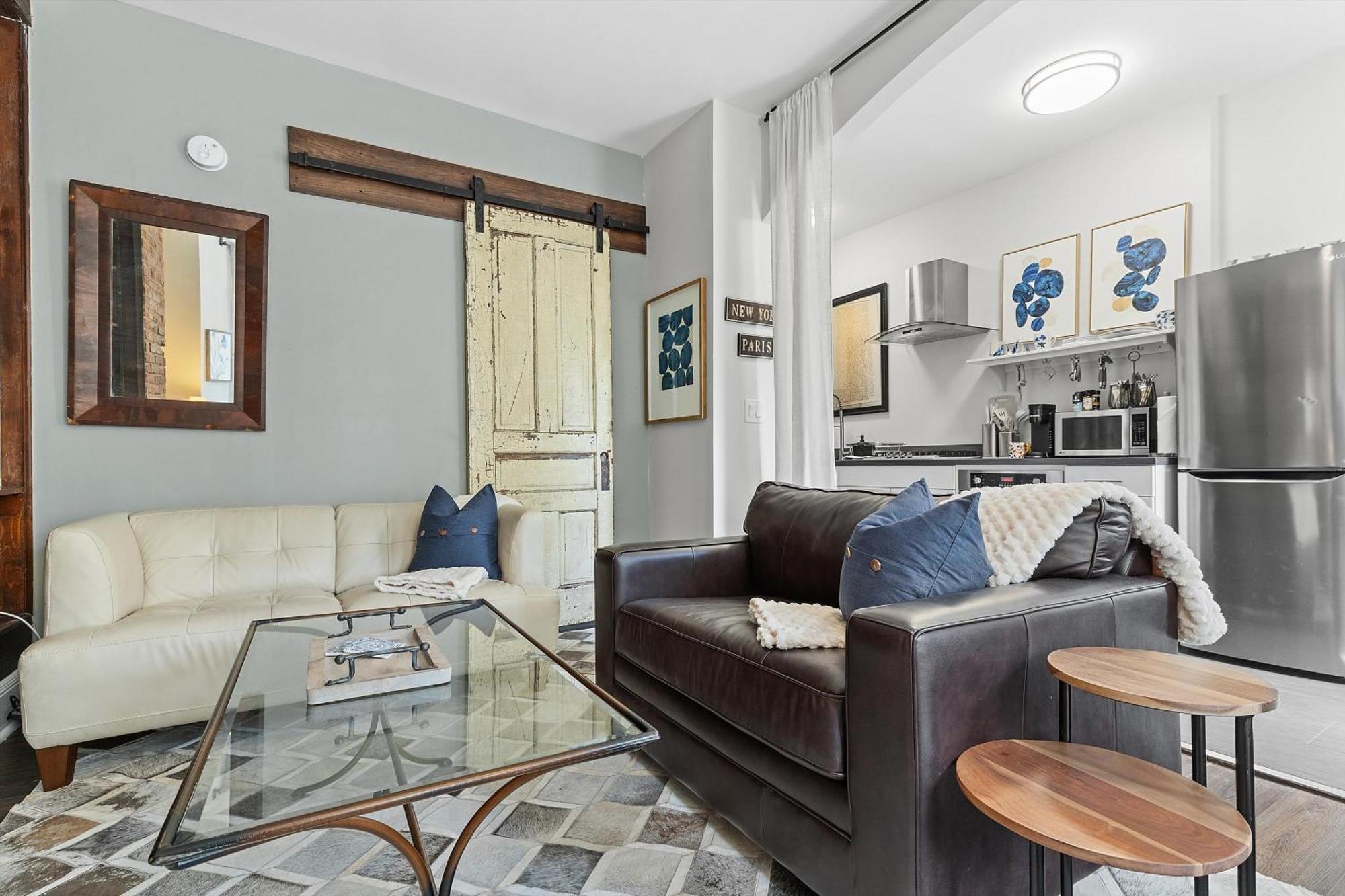 Ferienwohnung Beautiful 1-Br Flat Nestled Between Dupont & Logan Washington Exterior foto